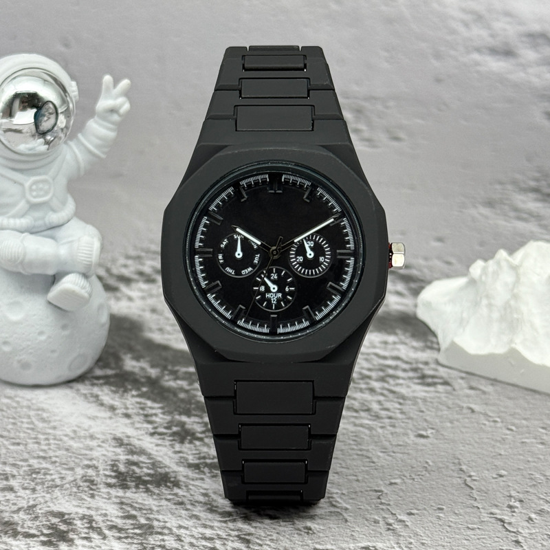 Zegarek damski i męski znanej  – Luxury Watch Exhibition recenzja i cena